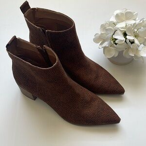 Universal Thread Cheetah Ankle Boots